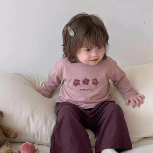 Dazy Kids طقم ملابس منزلية للخريف للبنات الرضع من قطعتين: تي شيرت كاجوال برقبة دائرية وطبعة كرتونية + بنطال طويل كاجوال بلون سادة