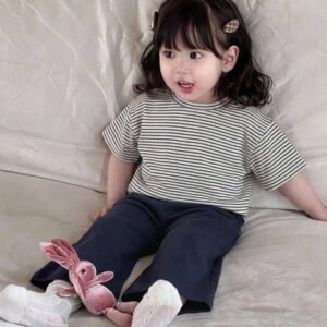 Dazy Kids طقم ملابس منزلية للخريف للبنات الرضع من قطعتين: تي شيرت كاجوال برقبة دائرية وطبعة كرتونية + بنطال طويل كاجوال بلون سادة