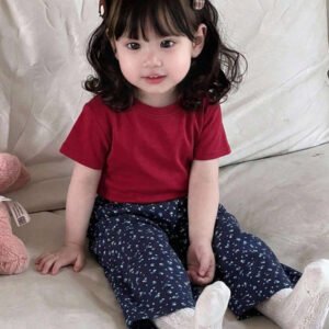 Dazy Kids طقم ملابس منزلية للخريف للبنات الرضع من قطعتين: تي شيرت كاجوال برقبة دائرية وطبعة كرتونية + بنطال طويل كاجوال بلون سادة