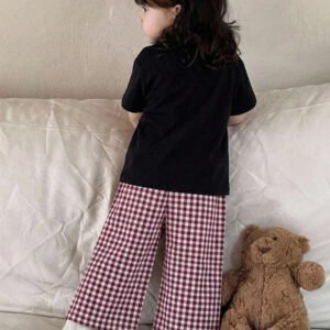 Dazy Kids طقم ملابس منزلية للخريف للبنات الرضع من قطعتين: تي شيرت كاجوال برقبة دائرية وطبعة كرتونية + بنطال طويل كاجوال بلون سادة