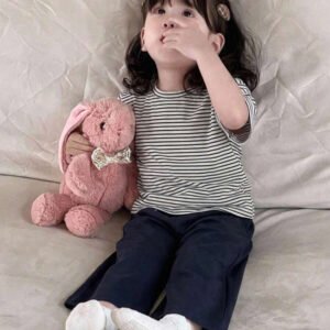Dazy Kids طقم ملابس منزلية للخريف للبنات الرضع من قطعتين: تي شيرت كاجوال برقبة دائرية وطبعة كرتونية + بنطال طويل كاجوال بلون سادة