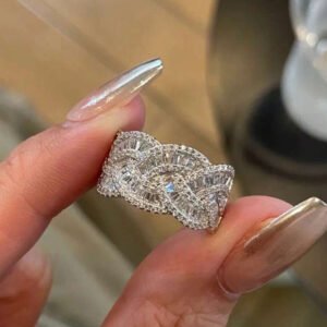 3 قطع مجموعة خواتم نحاسية فاخرة مرصعة بالزركونيا المكعبة بتصميم هندسي على شكل صليب مناسبة لارتداء النساء في الحفلات والمناسبات