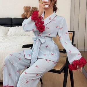 Napfluff طقم بيجامة نسائي بأكمام طويلة وبنطال طويل، بتصميم ألوان متباينة وطباعة فيونكة مع خطوط وحافة دانتيل ثلاثية الأبعاد