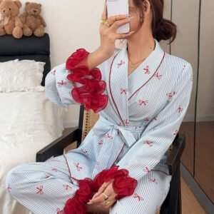 Napfluff طقم بيجامة نسائي بأكمام طويلة وبنطال طويل، بتصميم ألوان متباينة وطباعة فيونكة مع خطوط وحافة دانتيل ثلاثية الأبعاد