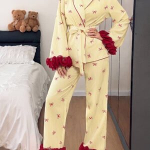 Napfluff طقم بيجامة نسائي بأكمام طويلة وبنطال طويل، بتصميم ألوان متباينة وطباعة فيونكة مع خطوط وحافة دانتيل ثلاثية الأبعاد