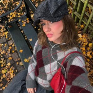 كنزة نسائية PEONY كاجوال متعددة الاستخدامات بنقشة مربعات ورقعات، بياقة دائرية وقصة ضيقة، مناسبة للخريف والشتاء، للعمل والتنقل اليومي، والأسلوب الشارعي الخارجي، والحفلات والتجمعات، والعودة للمدرسة، والعطلات، وحفلات أعياد الميلاد